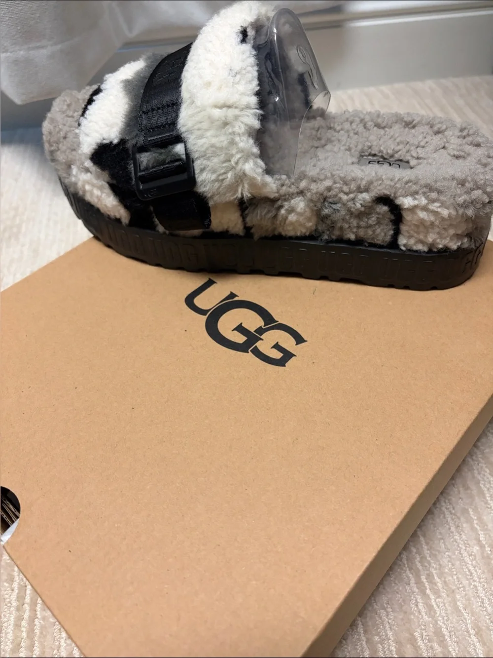 UGG cozy shearling